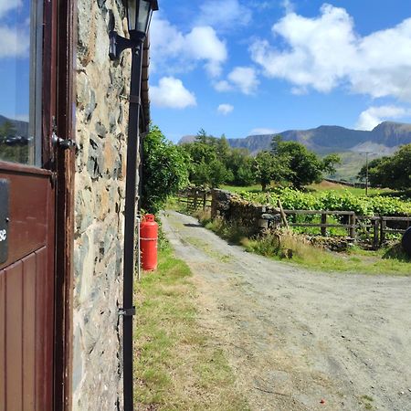 Pandy Farmhouse - Panoramic Mountain Views Within Snowdonia'S National Park - 4X4 Recommended Dolgellau Bagian luar foto