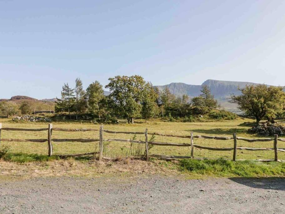 Pandy Farmhouse - Panoramic Mountain Views Within Snowdonia'S National Park - 4X4 Recommended Dolgellau Bagian luar foto