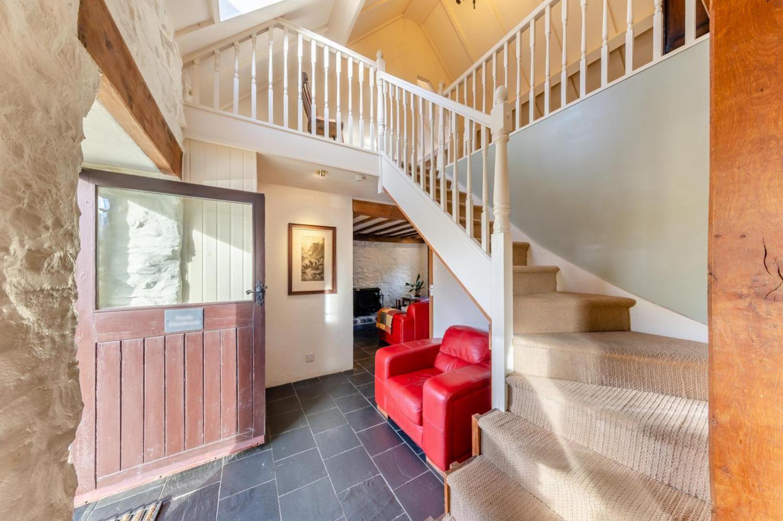 Pandy Farmhouse - Panoramic Mountain Views Within Snowdonia'S National Park - 4X4 Recommended Dolgellau Bagian luar foto